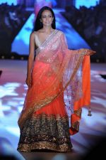 Suchitra Pillai at Pidilite presents Manish Malhotra, Shaina NC show for CPAA in Mumbai on 1st July 2012 (110).JPG